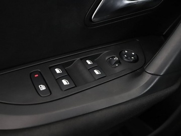 Peugeot 2008 II SUV 1.2 PureTech 130KM 2021 Peugeot 2008 automat LED klima auto kamera i, zdjęcie 38