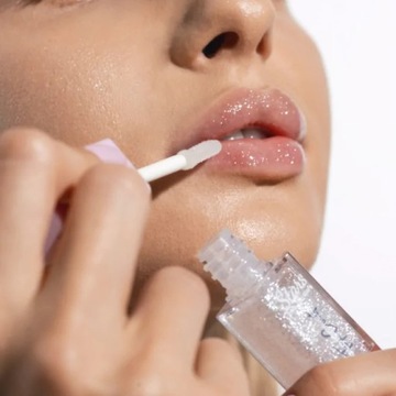 Stars from the stars Nawilżający TOP COAT GLOSSPHERE do ust efekt połysku