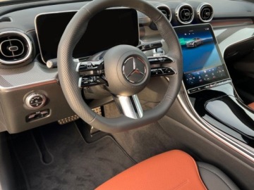 Mercedes Klasa C W206 Limuzyna 2.0 220d 200KM 2025 C Klasa 220 d 4-Matic AMG 2.0 (200KM) 2025, zdjęcie 5