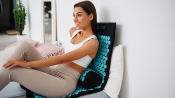 Акупрессурный коврик AKUMATA С МАССАЖНОЙ ПОДУШКОЙ ДЛЯ ТЕЛА