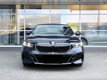 BMW Seria 5 G90-91 Touring 2.0 520d 197KM 2025 BMW Seria 5 520d xDrive Sport Sedan 2.0 (197KM) 2025, zdjęcie 3