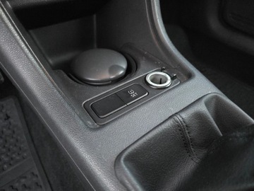 Volkswagen up! Hatchback 5d 1.0 MPI 60KM 2014 Volkswagen up! 1.0 mpi move up! 5D, 60KM,klimatyz, zdjęcie 16