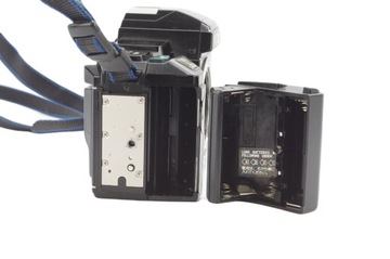 MINOLTA 7000 AF – бронированный аналог для любых погодных условий