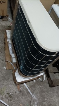 Pompa ciepła Daikin Altherma 8KW + C.W.U 230L