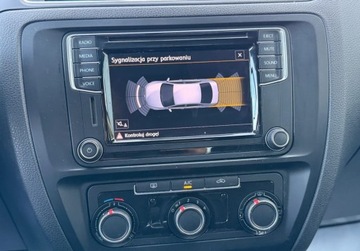 Volkswagen Jetta VI Sedan Facelifting 2.0 TDI 110KM 2016 Volkswagen Jetta Salon Polska ,Czujniki parkowania, FV-VAT 23 2.0 Diesel, zdjęcie 7