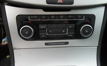 Volkswagen Passat B7 Variant 1.6 TDI CR DPF BlueMotion 105KM 2011 Volkswagen Passat 2011r, 1.6 TDI, Uszkodzony lewy bok, Pali. VAT 23 1.6, zdjęcie 11