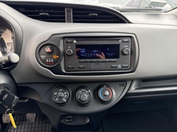 Toyota Yaris III Hatchback 5d Facelifting 2017 1.0 VVT-i 72KM 2019 Toyota Yaris 1.0 Active EU6 III (2011-2019) 1.0 Ac, zdjęcie 15