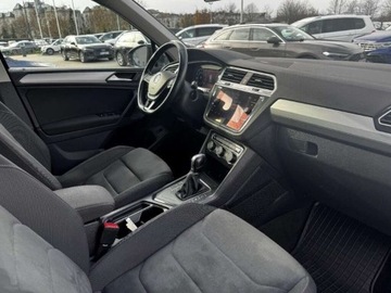 Volkswagen Tiguan II SUV 1.5 TSI EVO 150KM 2018 Volkswagen Tiguan VATmarza APP- Connect od Dealera ASO Virtual Cockpit Key, zdjęcie 12