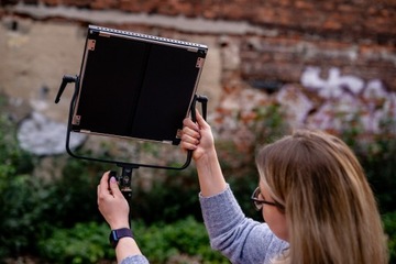 Светодиодная лампа Newell RGB Vividha Effect 60 Вт 2700-10000K FX APP