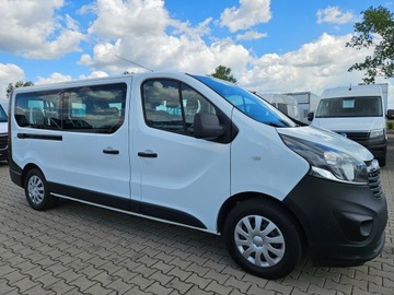 Opel Vivaro B Furgon Long H1 2,9t 1.6 BiTurbo 120KM 2019 OPEL VIVARO LONG 1,6CDTi/120KM DUŻA NAVI KLIMA TEMPOMAT PDC KAMERA HAK, zdjęcie 2