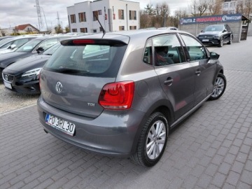 Volkswagen Polo V Hatchback 5d 1.6 TDI-CR DPF 90KM 2011 Volkswagen Polo Klimatyzacja Tempomat Alu Elektryka 1.6 Diesel 90KM, zdjęcie 6