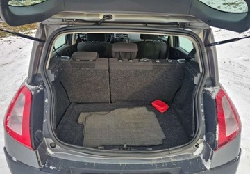 Renault Megane II Sedan 1.6 i 16V 115KM 2003 Renault Megane Renault Megane 1.6 Pack Expression 1.6 Benzyna 115KM, zdjęcie 15