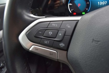 Volkswagen Golf VIII Variant 2.0 TDI 150KM 2022 Volkswagen Golf SalonPL TDI 150KM DSG Pakiety SideAssist Czujniki ACC ALU, zdjęcie 13
