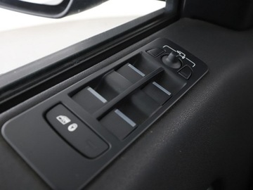 Land Rover Discovery Sport SUV 2.0 TD4 180KM 2016 Land Rover Discovery Sport 2.0 Td4 Automat HSE, zdjęcie 33