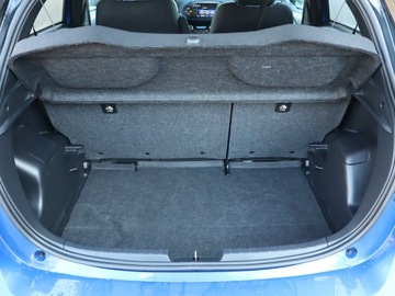 Toyota Yaris III Hatchback 5d Facelifting 2017 1.5 Dual VVT-iE 111KM 2017 Toyota Yaris 1.5 Dual VVT-i, Salon Polska, zdjęcie 13