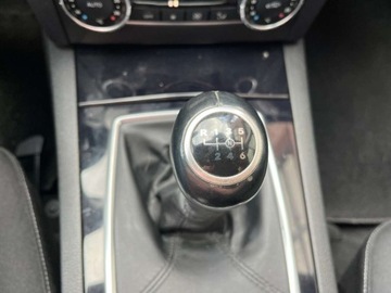 Mercedes Klasa C W204 Kombi T204 1.6 180 K BlueEFFICIENCY 156KM 2012 Mercedes-Benz Klasa C 1.6 benzyna 156 KM 6 biegow zarej w PL zadbany mo, zdjęcie 13