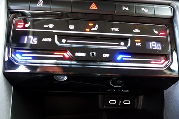 Volkswagen T-Roc I SUV Facelifting 1.5 TSI ACT 150KM 2022 Volkswagen T-Roc 150kmAUTOMAT 1wł Kraj BEZWYP, zdjęcie 17