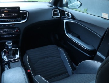 Kia Proceed Shooting Brake Facelifting 1.5 T-GDI 160KM 2023 Kia ProCeed 1.5 T-GDI, Salon Polska, Serwis ASO, zdjęcie 7
