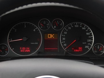 Audi A6 C5 Avant 1.9 TDI 130KM 2004 Audi A6 1.9 TDI, HAK, Klima, Klimatronic, zdjęcie 10