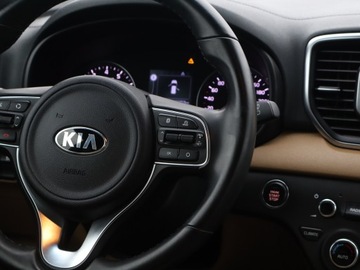 Kia Sportage IV SUV 1.6 T-GDI 177KM 2017 Kia Sportage 1.6 T-GDI, Salon Polska, Serwis ASO, zdjęcie 19