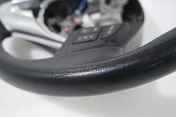 Многофункциональный кожаный руль MAZDA 2.