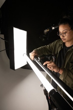Amaran T2c Светодиодная трубчатая лампа RGB 2500K-7500K
