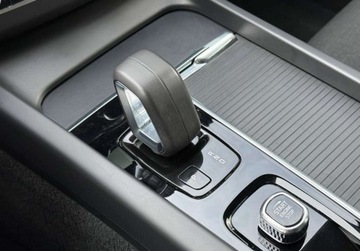 Volvo XC60 II Crossover Facelifting 2.0d B4 197KM 2022 Volvo XC 60 LED Podgrzewana kierownica i fotele Kamera FVAT23 Salon PL, zdjęcie 20