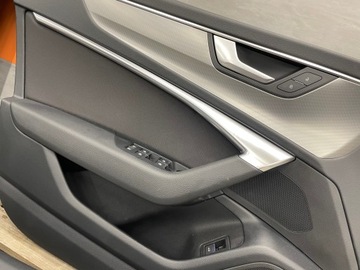 ОБИВКА БОКОВОЙ ДВЕРИ A6 C8 ЗАДНЯЯ PERFECT COMBI