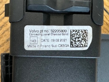 Volvo XC60 II 2021 2017-2024 Черный Ролик багажника Original