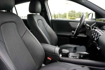 Mercedes GLA II Off-roader 1.3 200 163KM 2020 Mercedes-Benz GLA Faktura VAT, Kola zimowe gratis, Polska Salon 1.3 163KM, zdjęcie 21