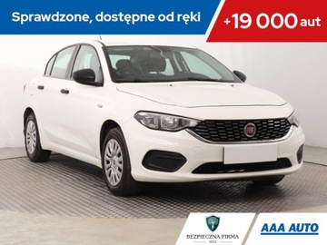 Fiat Tipo II Sedan 1.4 95KM 2017 Fiat Tipo 1.4 16V, Salon Polska, GAZ, Klima