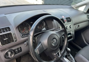 Volkswagen Touran II 1.6 TDI 105KM 2011 Volkswagen Touran Sprowadzony Ubezpieczony Zarejestrowany 1.6 Diesel, zdjęcie 15