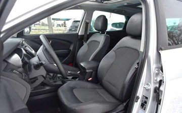 Hyundai ix35 SUV Facelifting 1.7 CRDi 115KM 2015 Hyundai ix35 NAVI Klimatronik idealny stan Podgrzewane fotele Panorama 1.7, zdjęcie 21