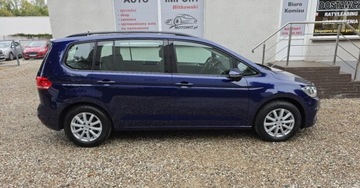 Volkswagen Touran III 1.6 TDI 110KM 2016 Volkswagen Touran 1,6 TDI 110 KM NAVI klimatronic OPLACONY 1.6 Diesel, zdjęcie 10