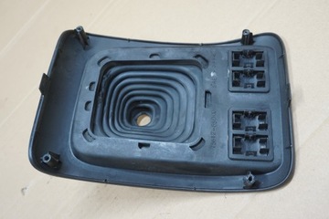 SUZUKI GRAND VITARA I TUNEL CENTRÁLNÍ MĚCH GUM. ŘAZENÍ 98-05R