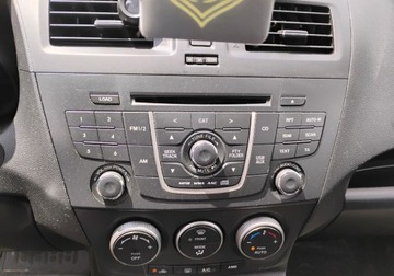 Mazda 5 II 2.0 MZR 150KM 2013 Mazda 5 2013r, 2.0 Benzyna. 7 osob. Uszkodzony przod. Jezdzi. 2.0 150KM, zdjęcie 13