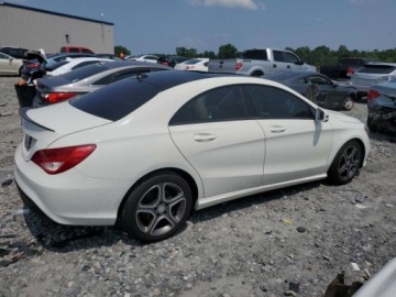 Mercedes CLA C117 2017 Mercedes-Benz CLA 250 2017 2.0l 2.0 Benzyna 208KM, zdjęcie 3