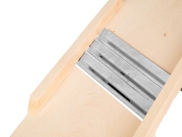 КАПУСТОСТРЕЗКА, ДЕРЕВЯННАЯ СТАЛЬ