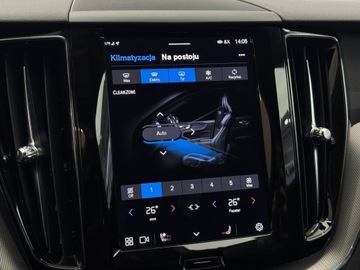 Volvo XC60 II 2022 Volvo XC 60 B5 AWD Plus Dark / 1 właściciel / Salo, zdjęcie 31