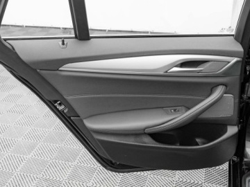 BMW Seria 5 G30-G31 Touring Facelifting 2.0 530i 252KM 2022 BMW 530 GD5E035#530i xDrive Podgrz.f Skóra, zdjęcie 21