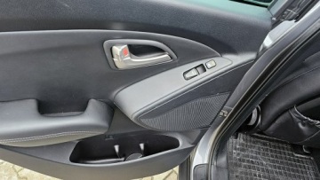 Hyundai ix35 SUV 1.7 CRDi 115KM 2013 Hyundai ix35 1,7CRDi 115Km Duża Navi Kamera, zdjęcie 25
