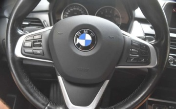BMW Seria 2 F22-F23-F45-F46 Active Tourer 220i 192KM 2016 BMW Seria 2 BMW Seria 2 220i Luxury Line 2.0 Benzyna 192KM, zdjęcie 12