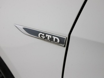 Volkswagen Golf VII GTD Variant Facelifting 2.0 TDI-CR BMT 184KM 2017 Volkswagen Golf GTD 184KM PDC grzane fotele, zdjęcie 34