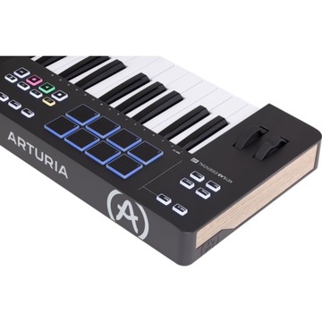 ARTURIA KEYLAB ESSENTIAL 49 MK3 ЧЕРНАЯ USB MIDI-КЛАВИАТУРА
