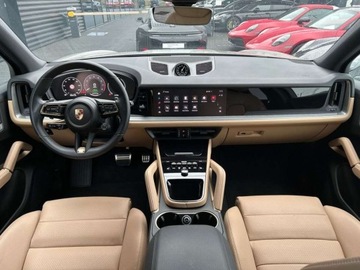 Porsche Cayenne III SUV Plug-In Facelifting 3.0 470KM 2025 Porsche Cayenne Porsche Cayenne E-Hybrid 470 KM Crayon 2025 11 000 km, zdjęcie 9