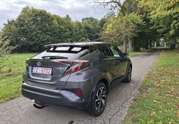 Toyota C-HR I Crossover 1.8 Hybrid 122KM 2017 Toyota C-HR Toyota C-HR 1.8 Hybryda 122KM, zdjęcie 6
