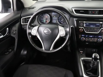 Nissan Qashqai II Crossover 1.2 DIG-T 115KM 2016 Nissan Qashqai 1.2 DIG-T, Salon Polska, zdjęcie 6