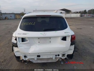 Mercedes GLC C253 2020 Mercedes-Benz GLC 2020 r., 2,0L 300 4 MATIC 2.0 Benzyna 255KM, zdjęcie 6