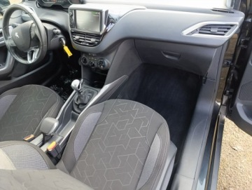 Peugeot 2008 I SUV Facelifting 1.5 BlueHDI 102KM 2018 Peugeot 2008 1.5 Hdi, zdjęcie 23
