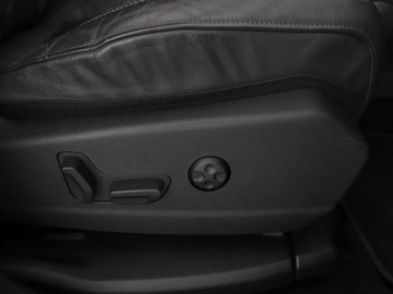  DS Automobiles DS 7 Crossback Performance Line+, zdjęcie 39